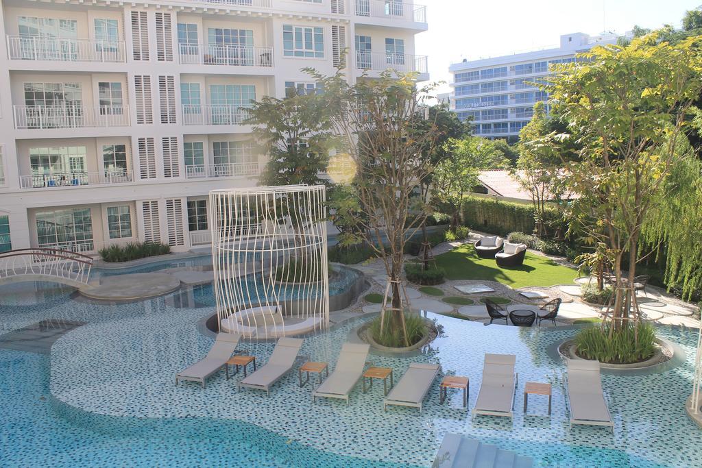 Apartment Summer By Vutchawat Hua Hin
