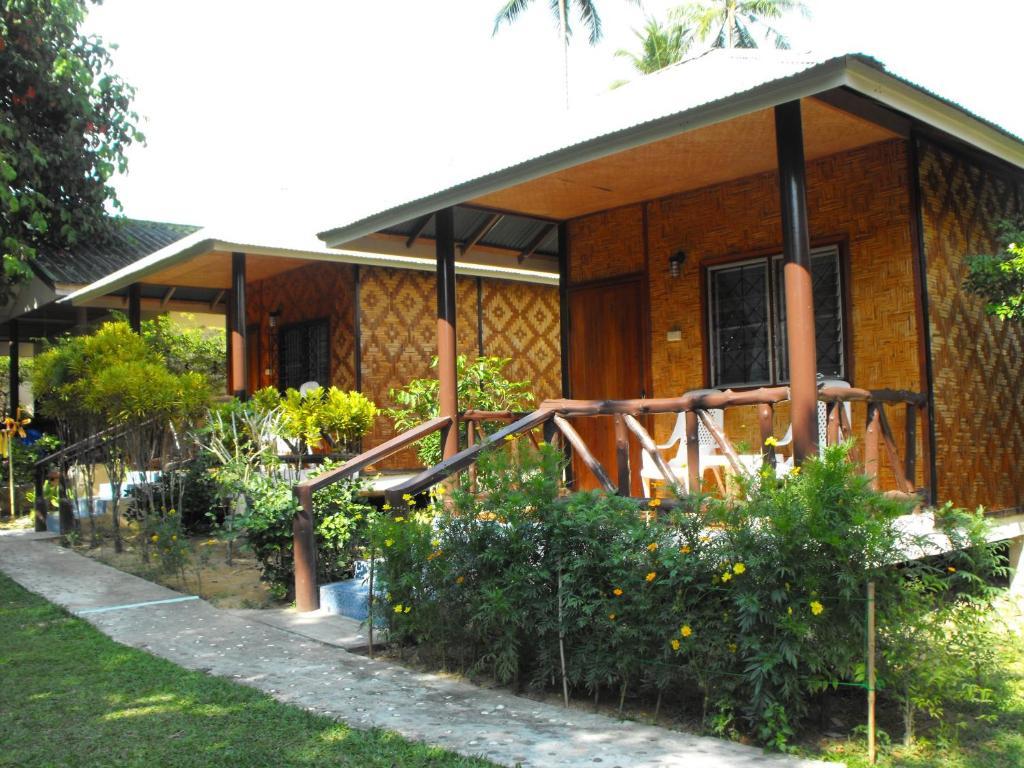 Adam Ao Nang