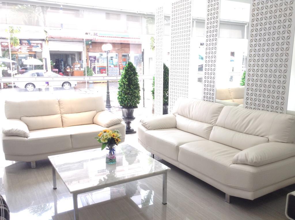 Racha Aparthotel Si Racha