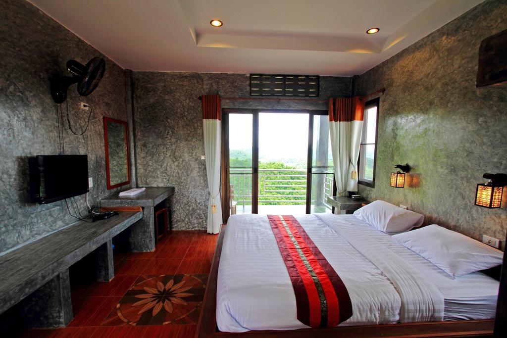 Resort Phumektawan ภูเมฆตะวัน Hotel&restaurant Mae Salong