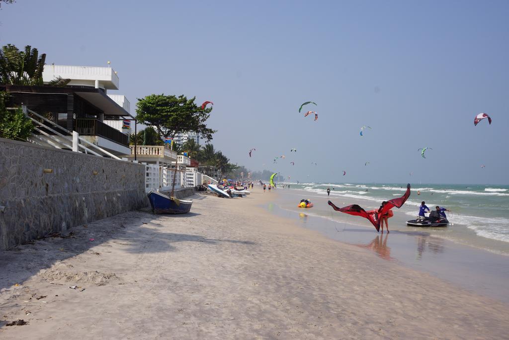 Flame Tree 2-bedroom * Hua Hin