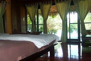 Hotel Sabai 3*