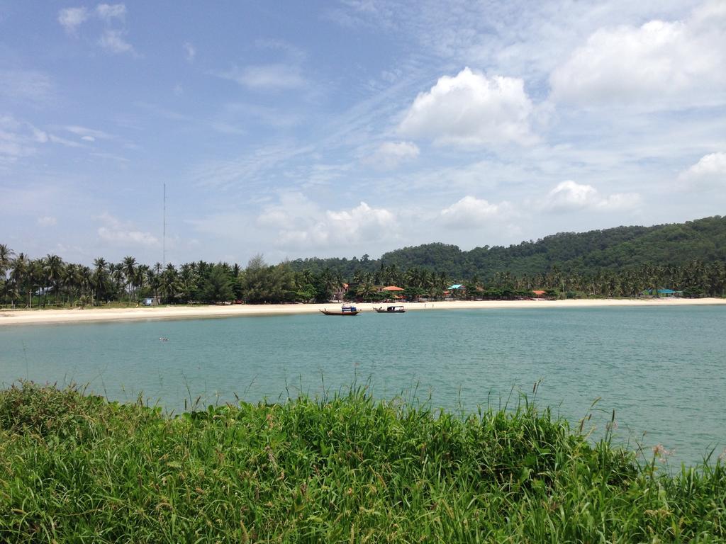 Inn Sea Breeze House, Naiplao Khanom