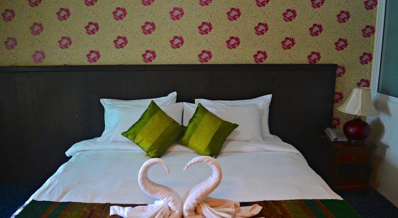 Hotel Siam Place Airport 3*