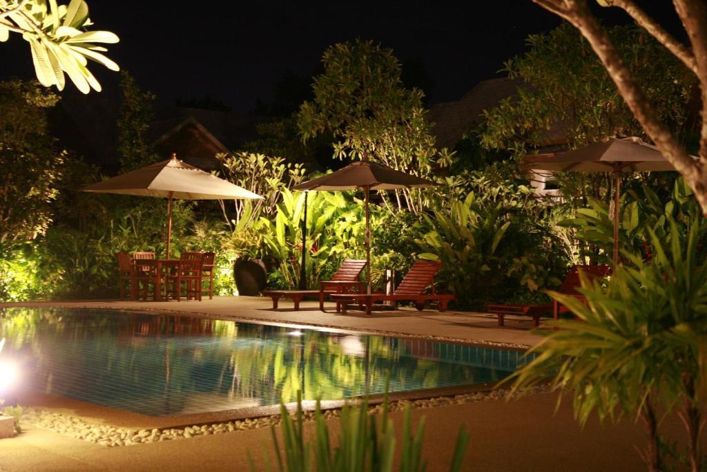 Tachawan & Restaurant Resort