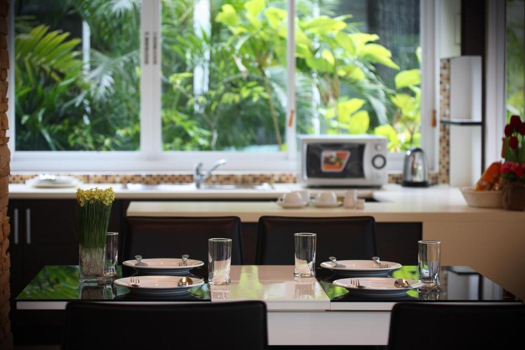 Tachawan & Restaurant Resort