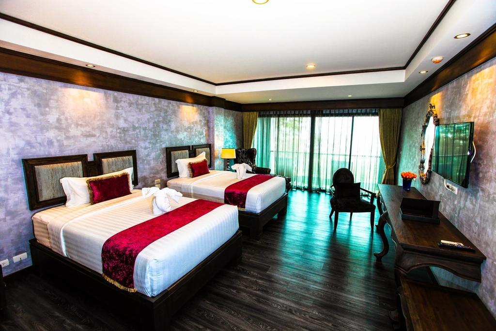 I Calm Resort Cha Am 3*