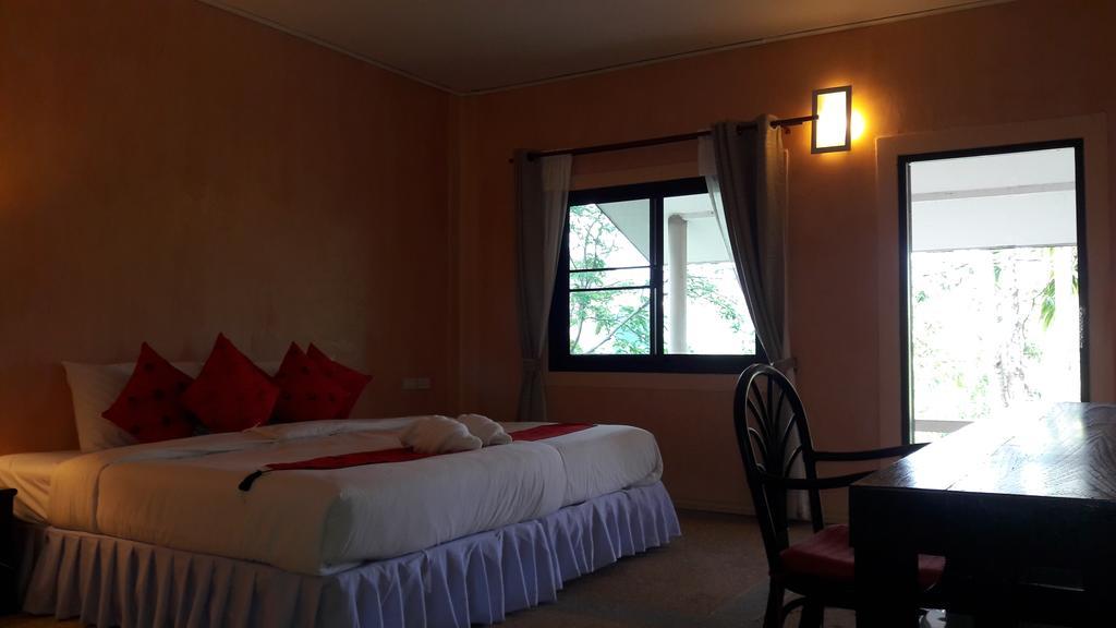 Aonang Cliff Mountain New 2* Ao Nang