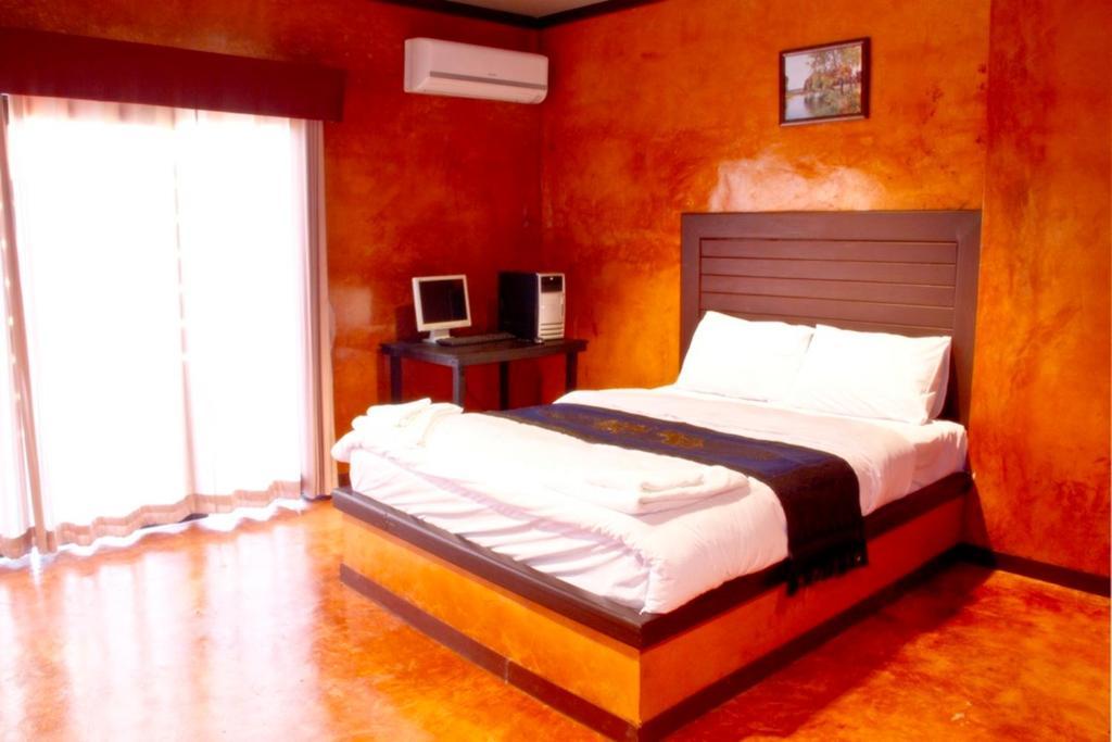 Thaton Hill Resort 3*