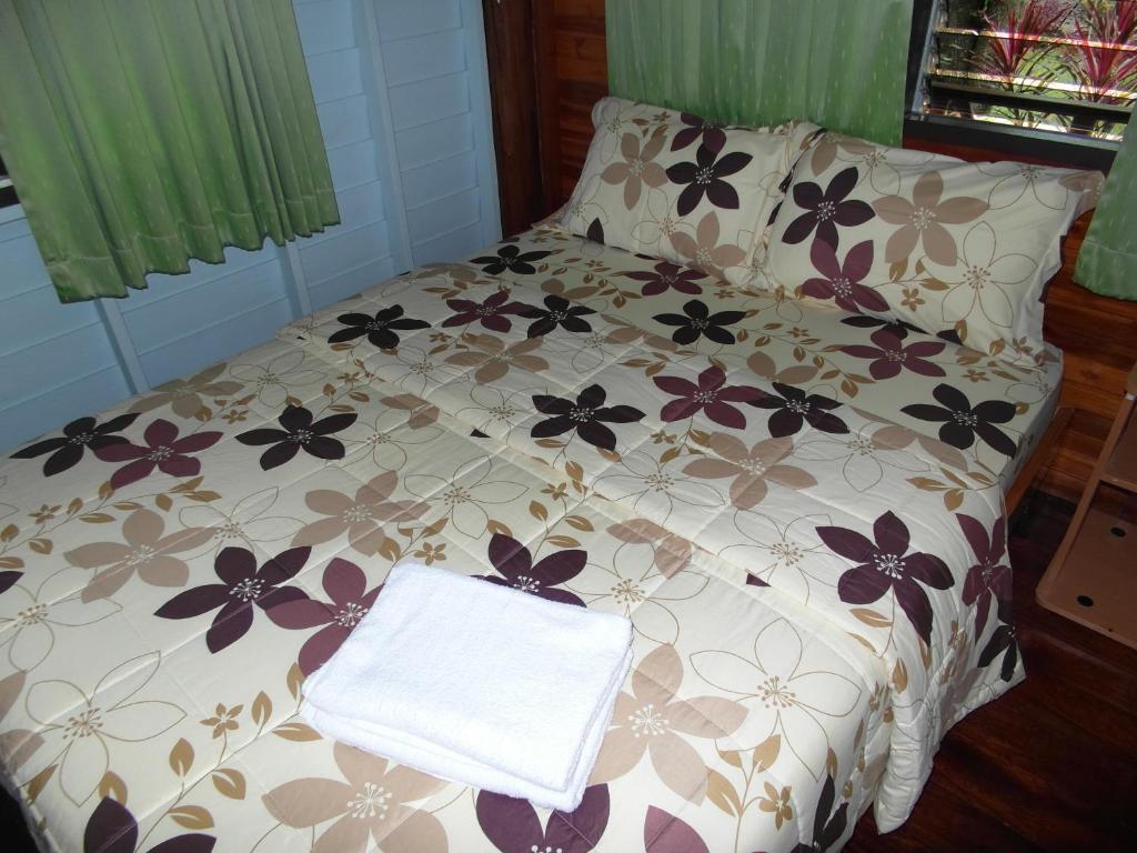 Baan Tai Rom Yen 2*