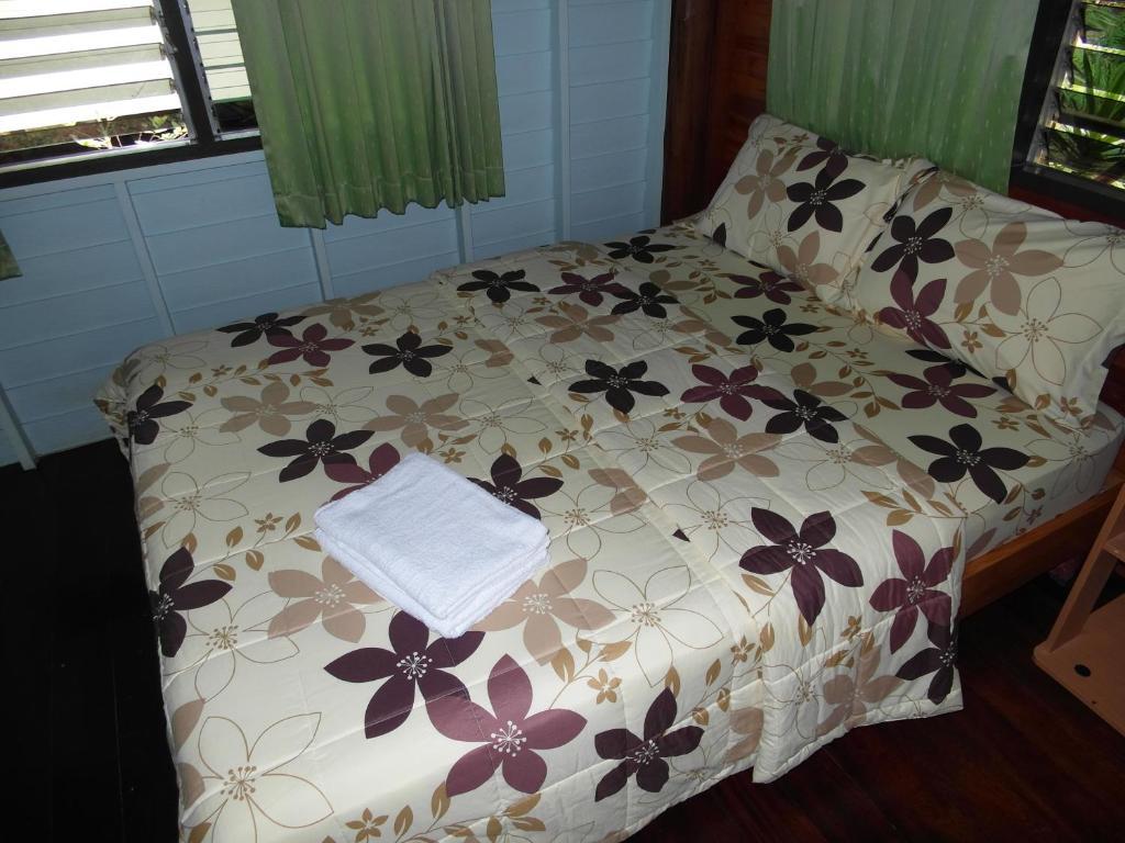 Baan Tai Rom Yen 2*