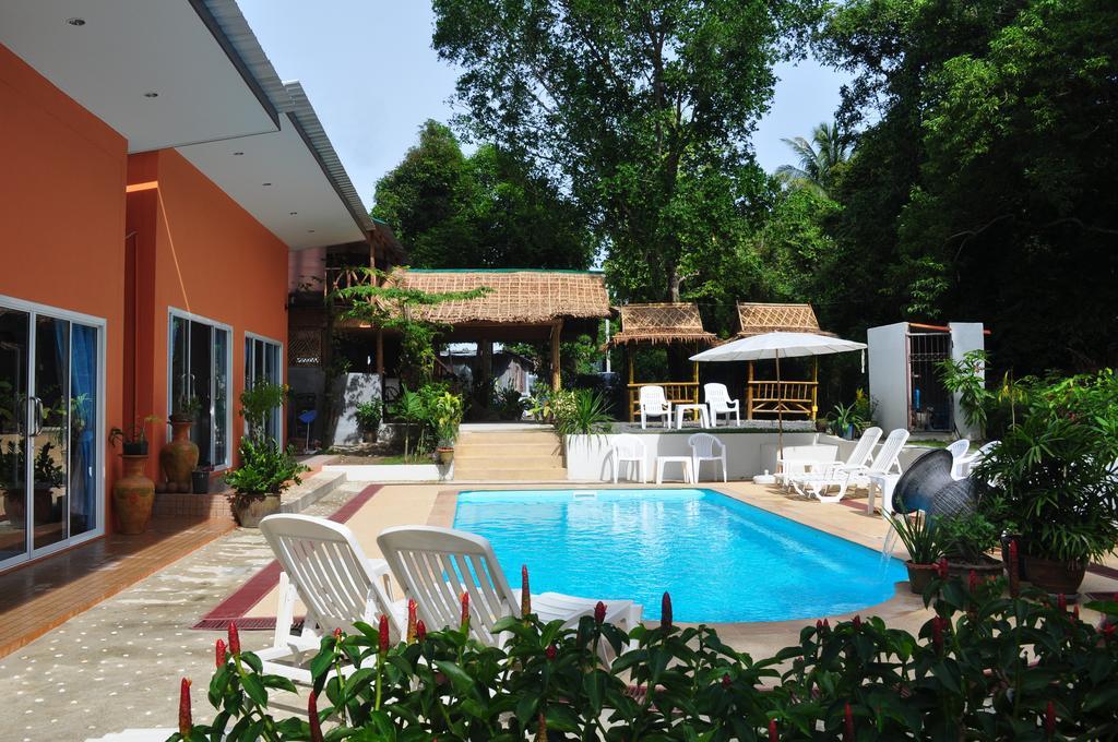 Resort Smile World & Smile Rawai