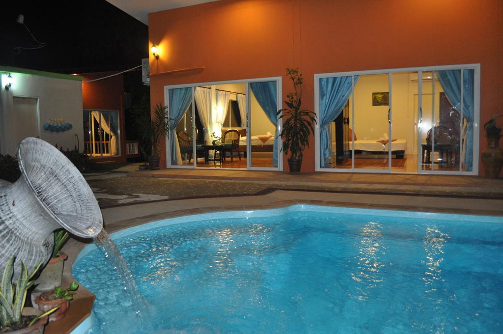 Resort Smile World & Smile Rawai