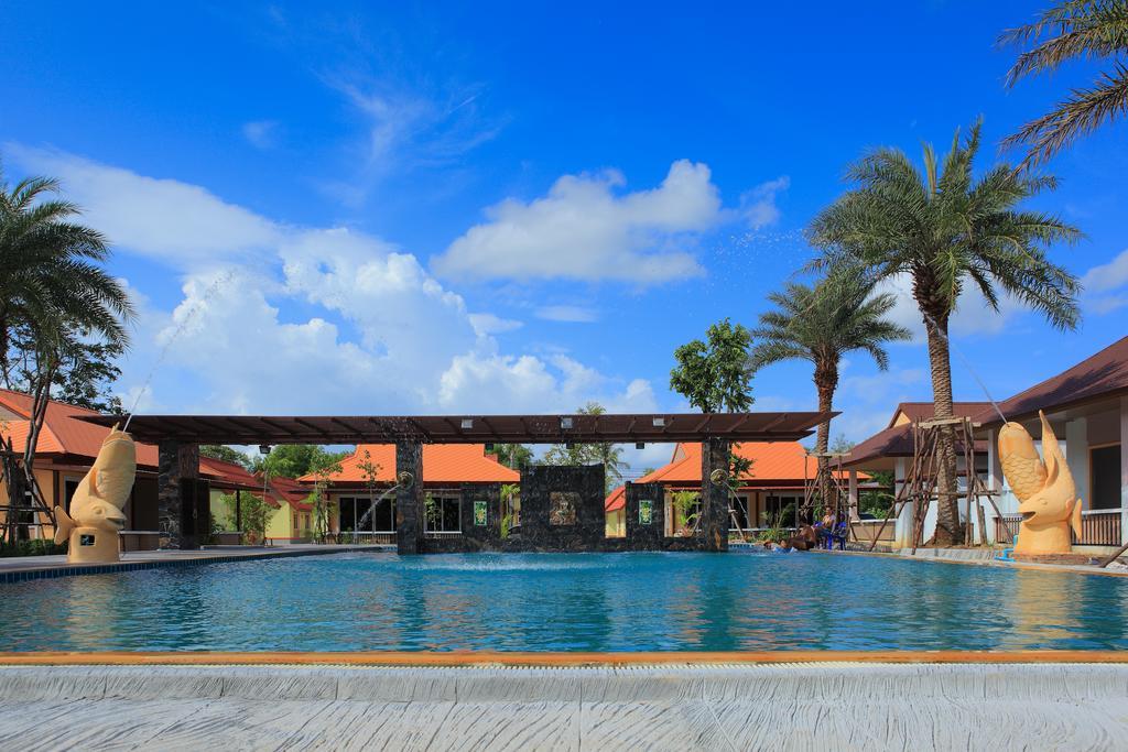 Pueanjai And Restaurant Resort Chumphon