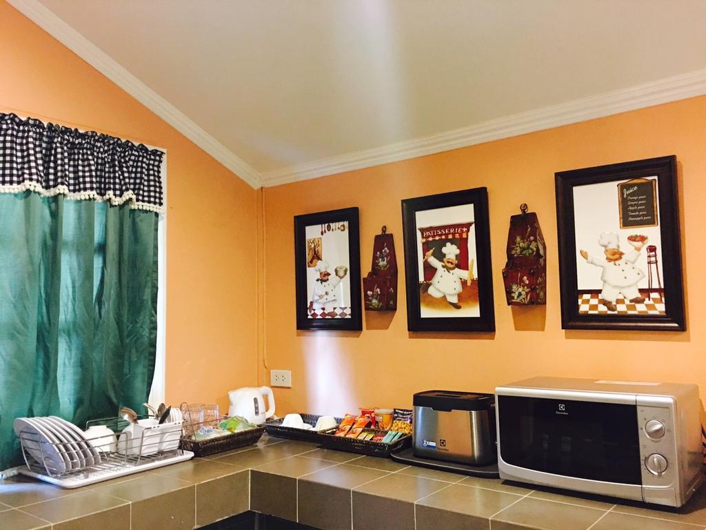 La Place Bed & Breakfast 3*