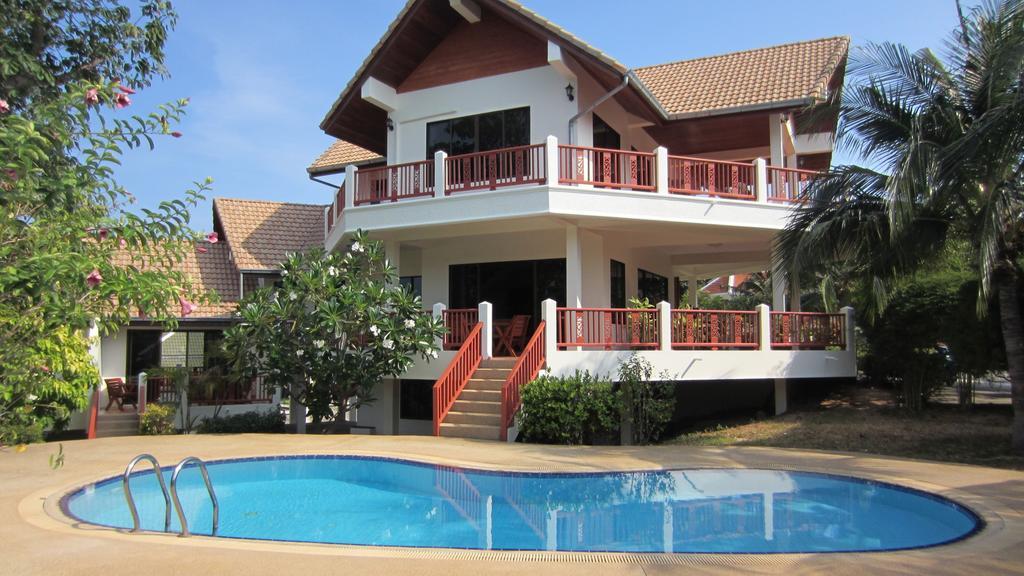 Viewpoint 4 Bedroom