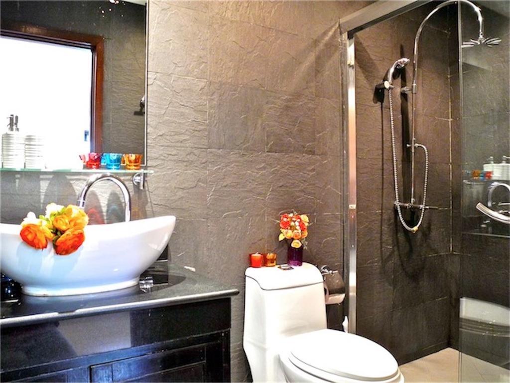 Apartment Sunrise 3 Bedrooms Modern In Nai Harn