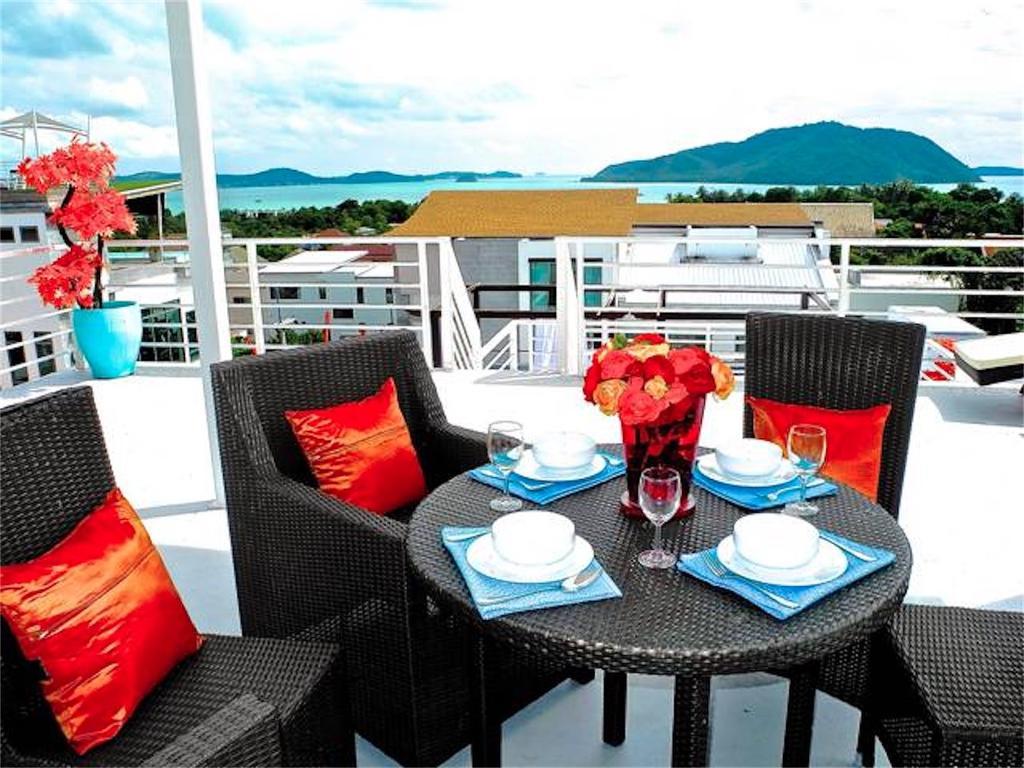 Sunrise 4 Bedrooms In Apartment *