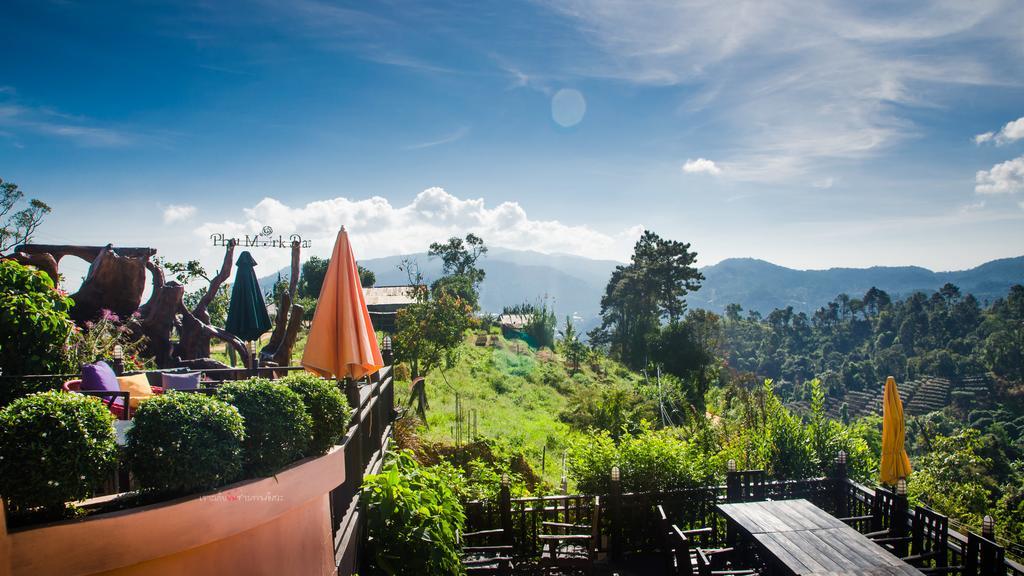 Phu Mork Dao Resort