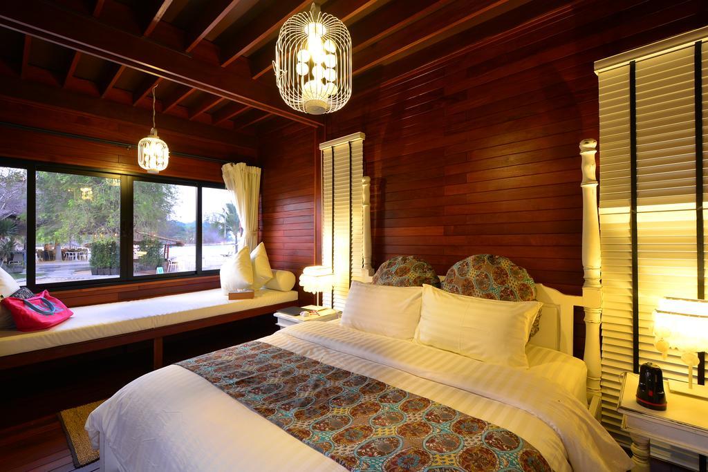The Blue Sky Resort@ Koh Payam Resort 3*
