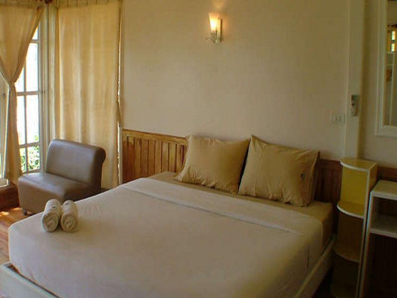 Makathanee Hotel
