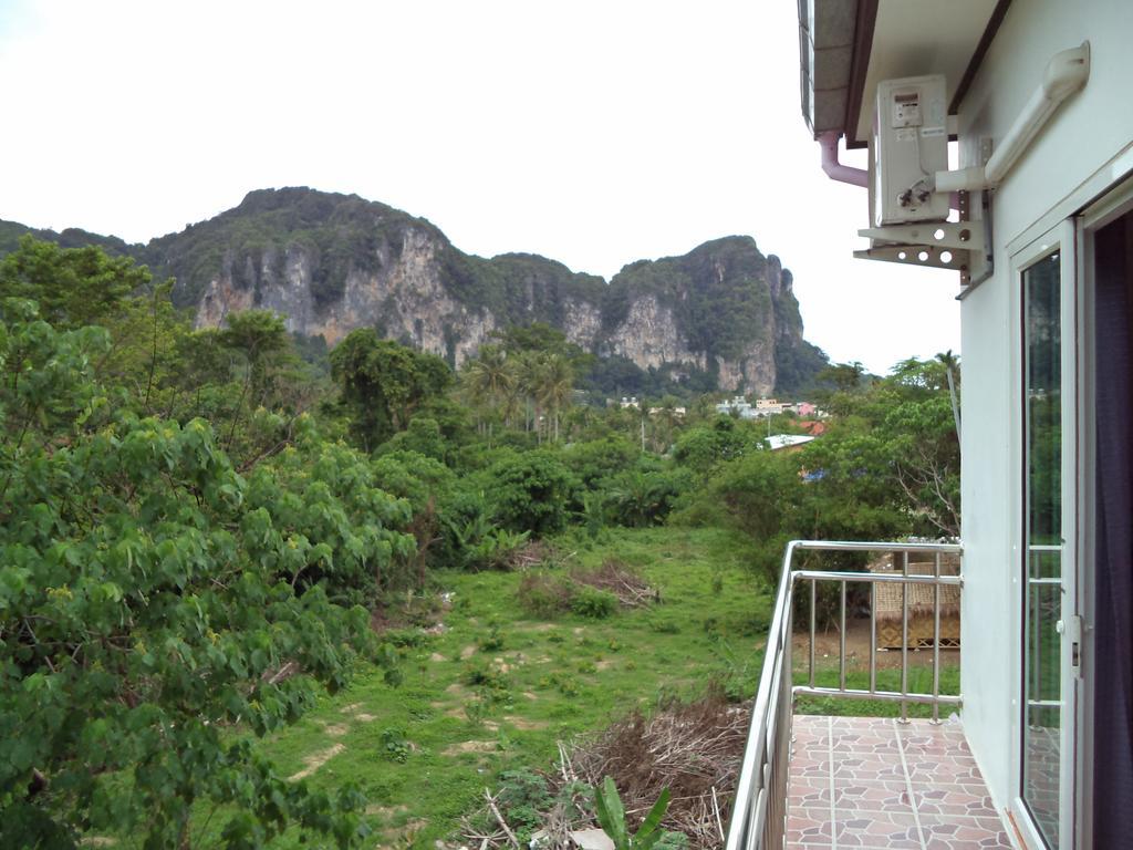 Blanco And Apartment