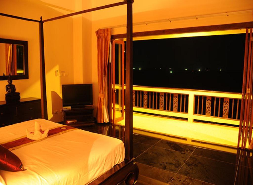 Baan Napa Villa *