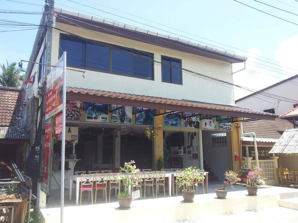 Living Bang Lut Khaolak *