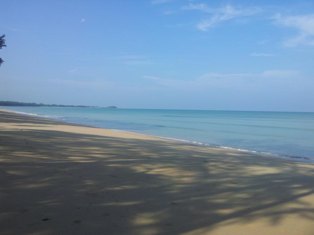 Living Bang Lut Khaolak