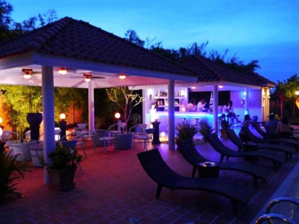 Pictory Garden Sattahip