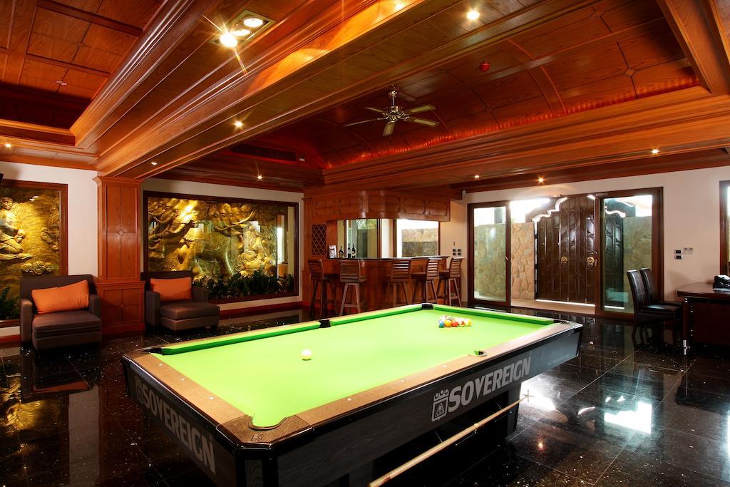 Villa Reuan Thai *