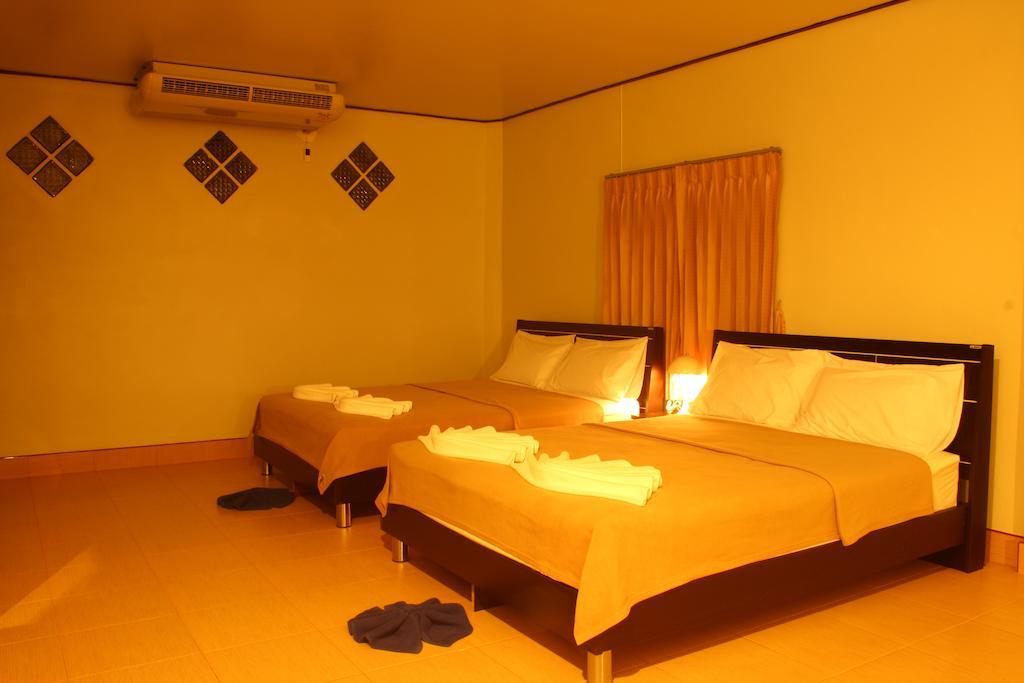 Resort Phumthadarommanee