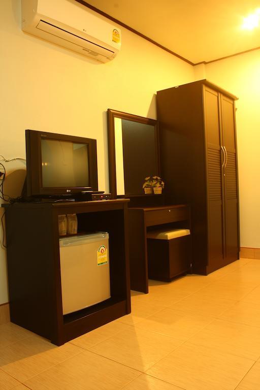 Resort Phumthadarommanee Khlong Thom