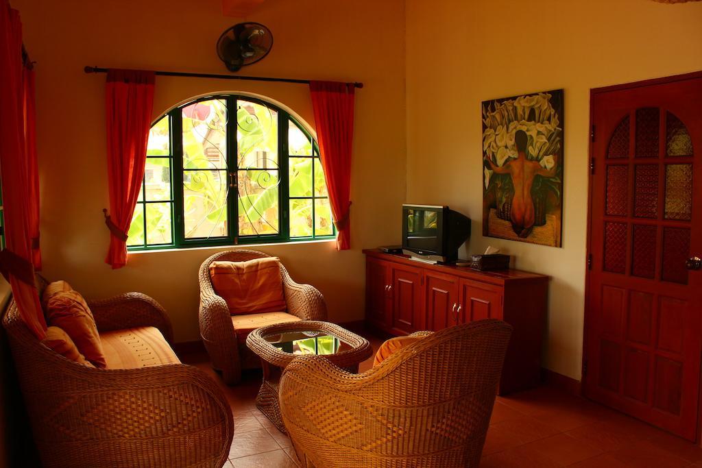 Hotel Secret Garden Chiangmai 2*