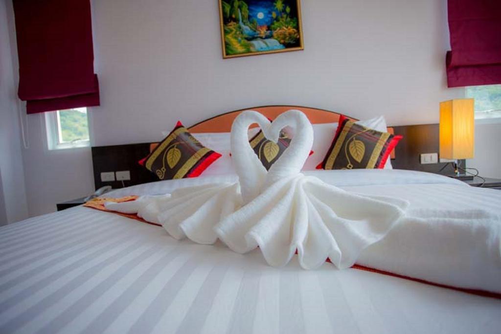 91 Patong Beach