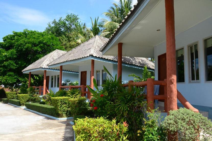Koh Yao Chukit Dachanan 3*