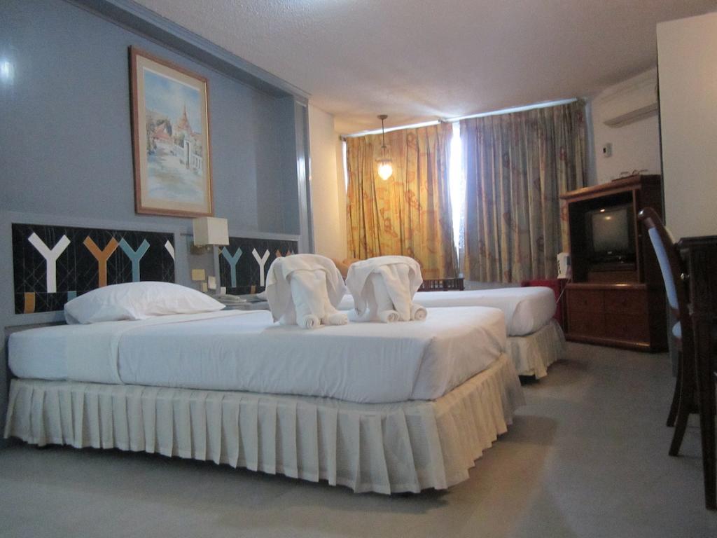 Hotel Lopburi Inn Hotel