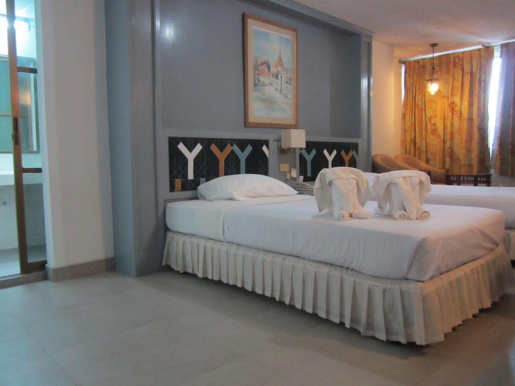 Lopburi Inn Hotel