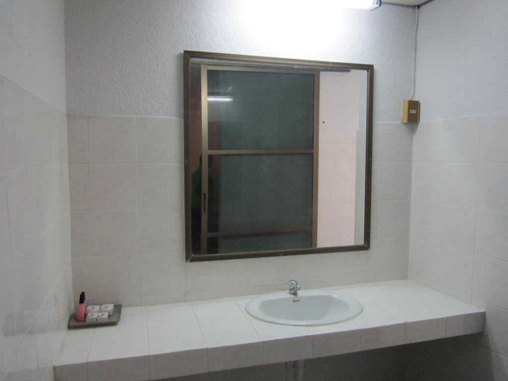 Lopburi Inn Hotel Lopburi