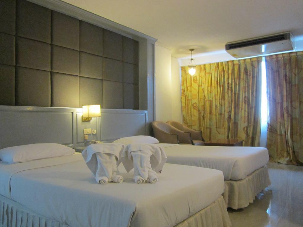 Hotel Lopburi Inn Hotel 3*