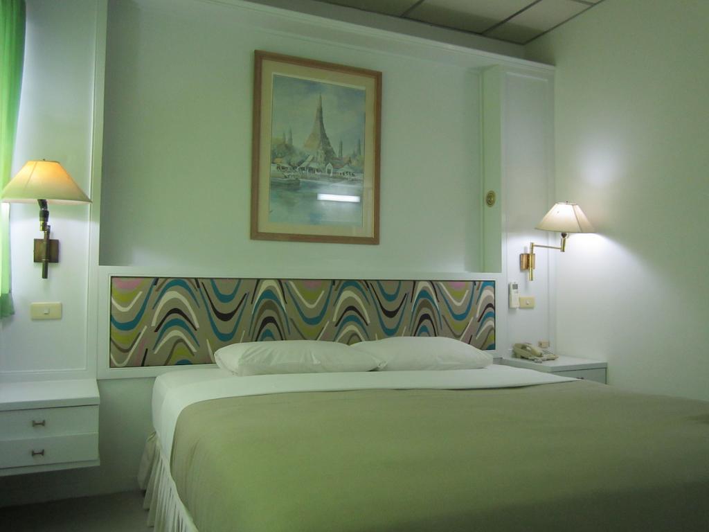 Hotel Lopburi Inn Hotel 3*