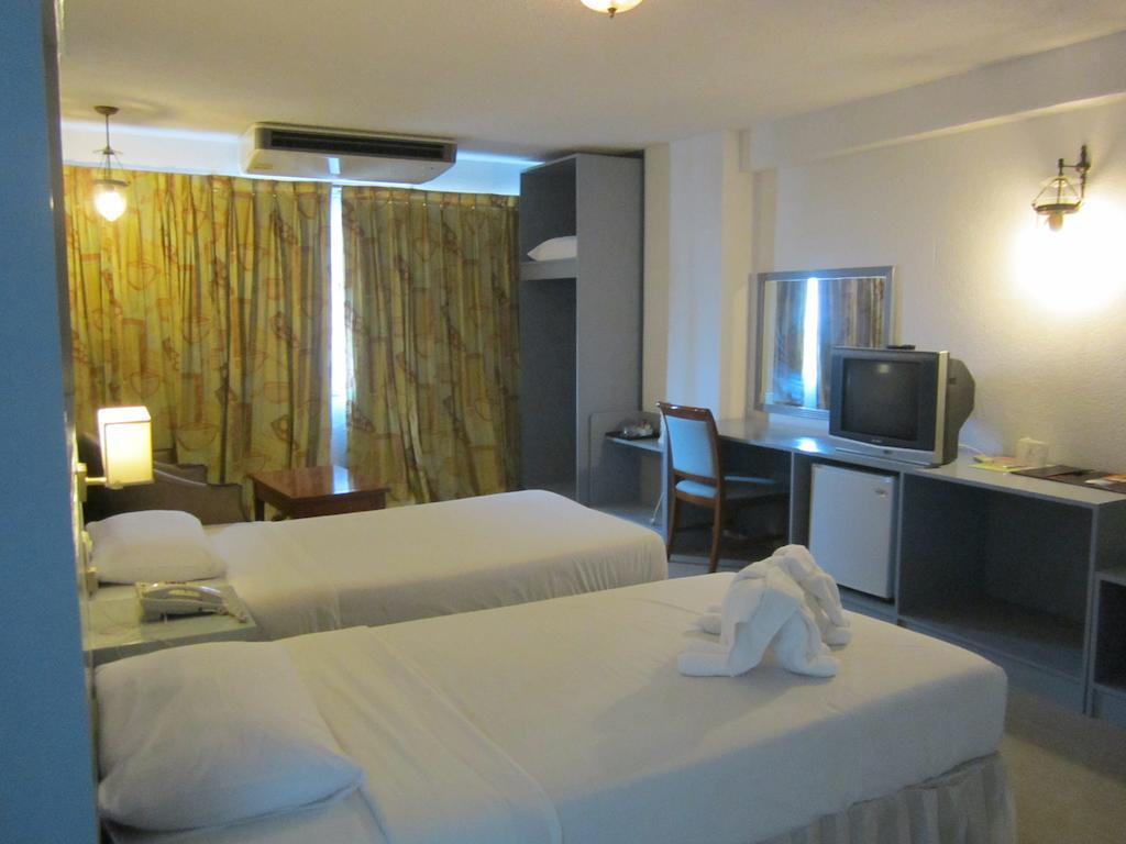 Lopburi Inn Hotel