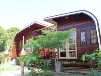 Hotel Phuritra 3*