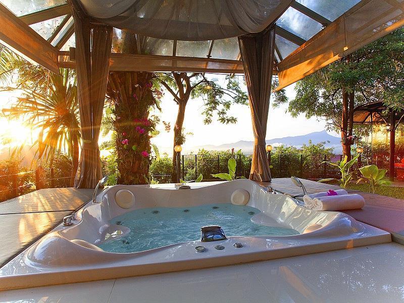 Villa Tub Tim Rawai