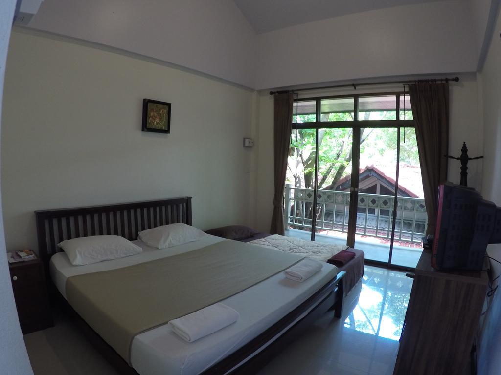 Resort The Old Palace Klong Sa Bua 2*
