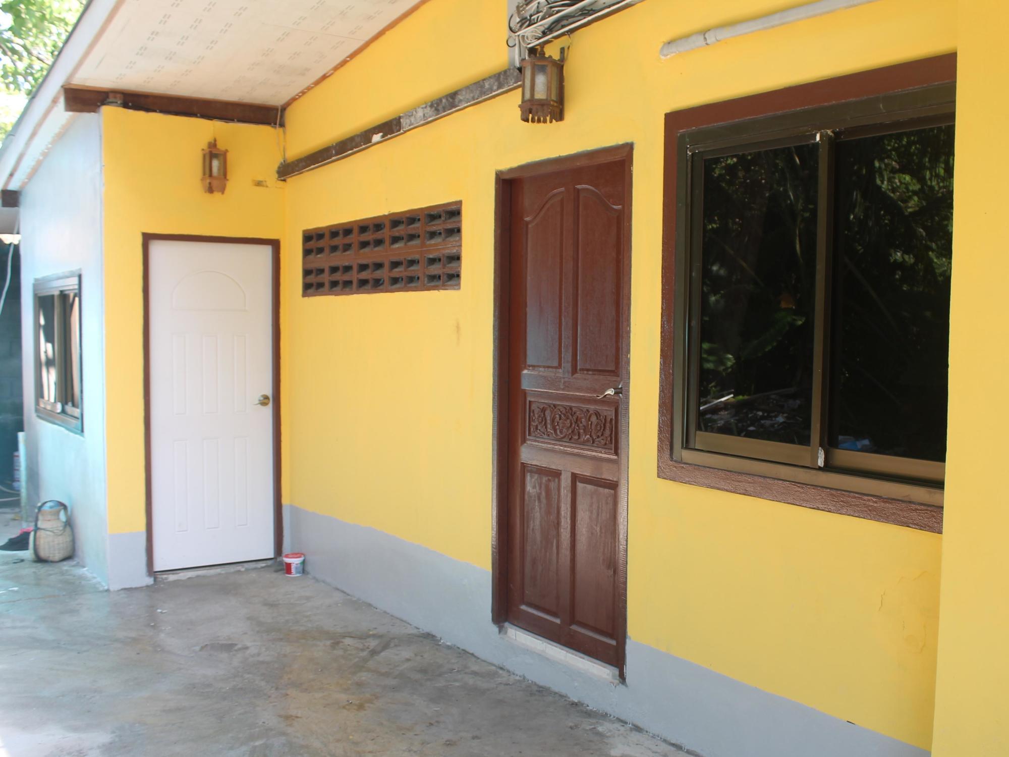 Guest house Marina Hut 2*
