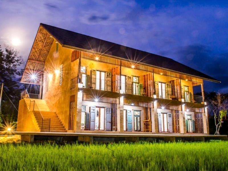 Phu-anna Eco House