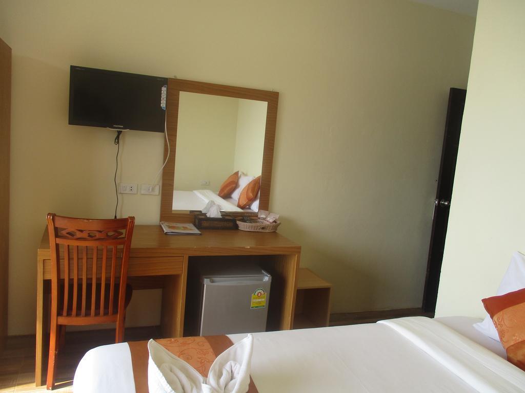 Guest house House & Sunsky Phi Phi Don