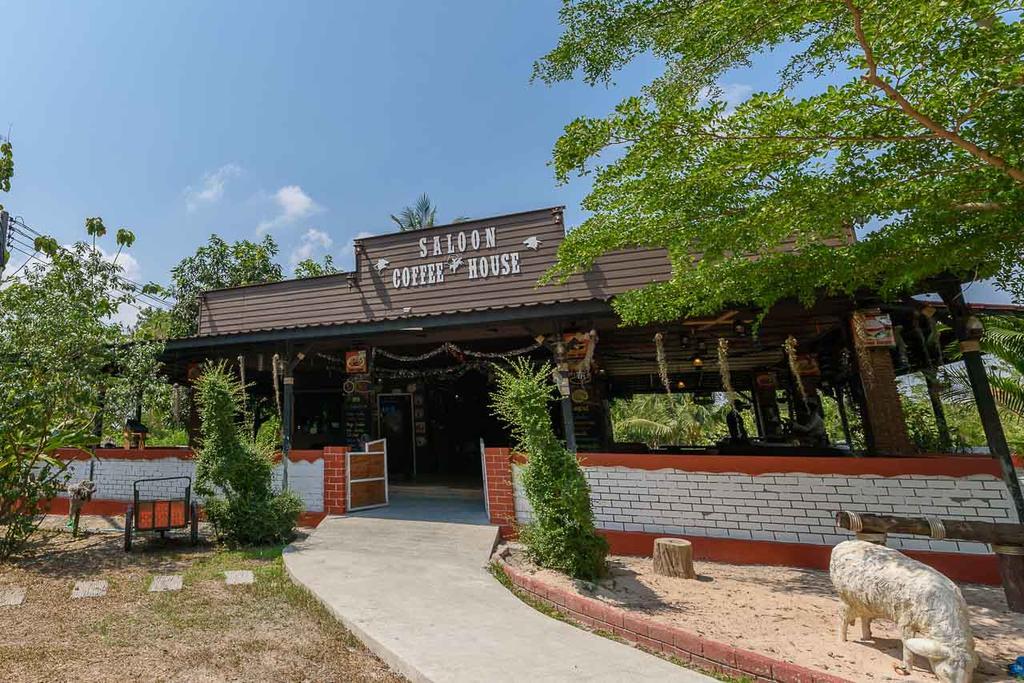 Hotel Cowboy Farm Pattaya 3*