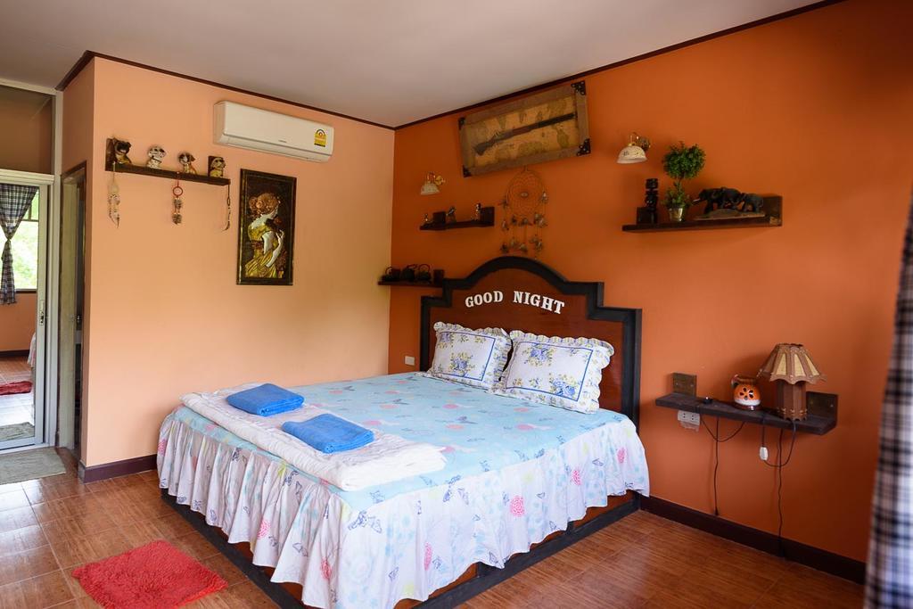 Hotel Cowboy Farm Pattaya 3*